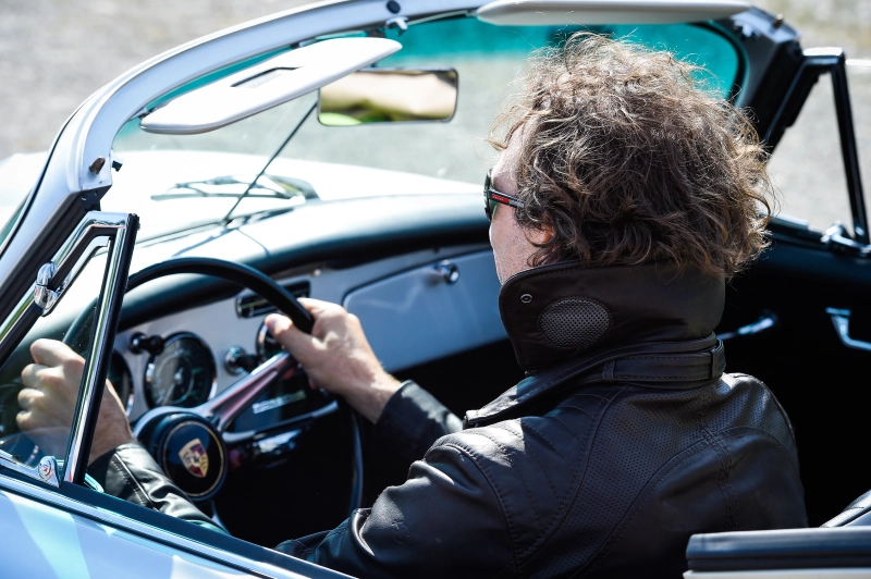 stilvolle Lederjacke im Cabrio